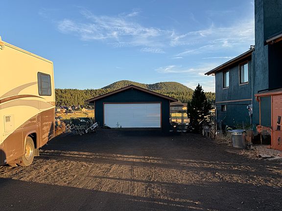 Driveway/front of garage