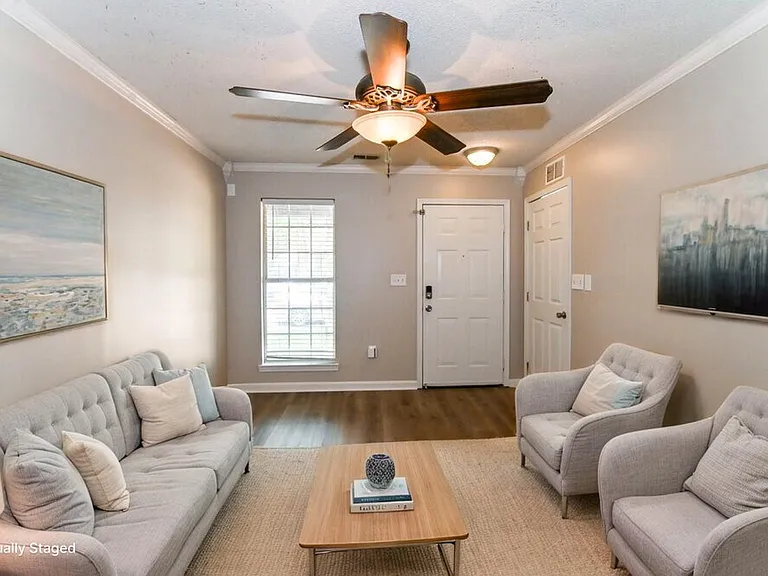 7173 Charlton Way — Photo 4