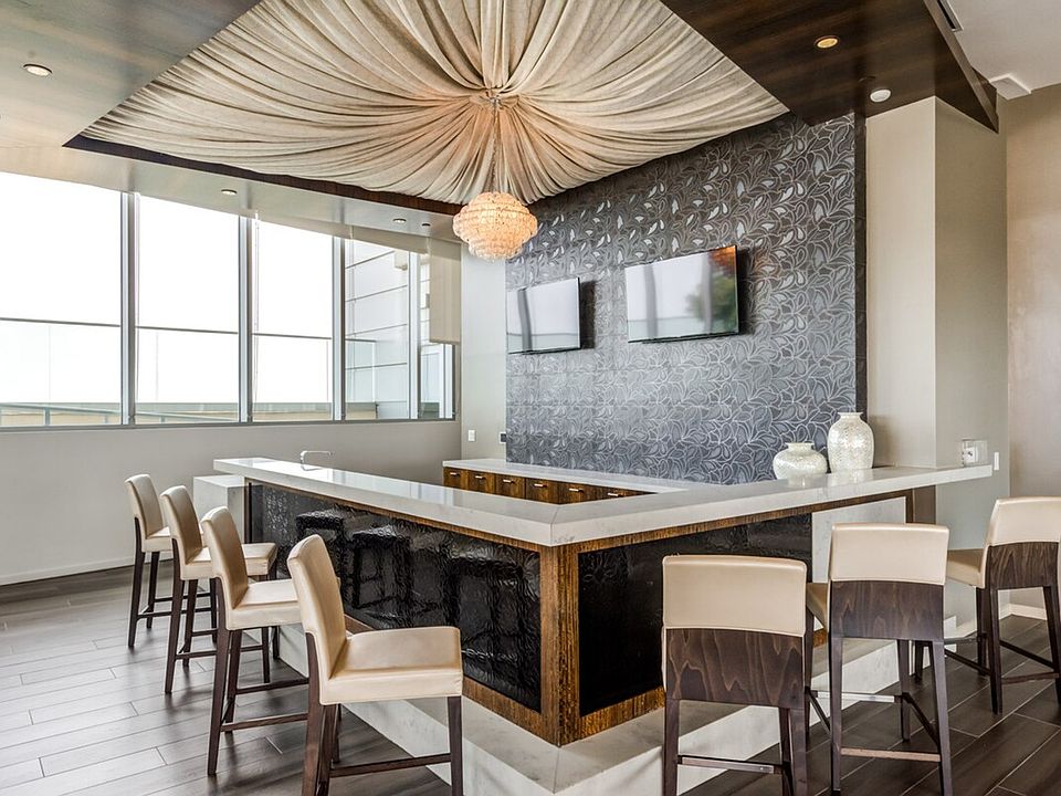 Building's Lounge