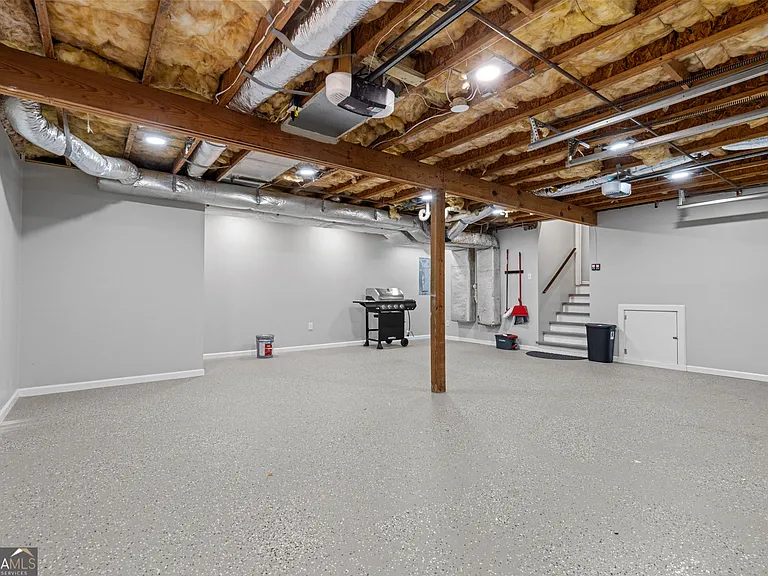 13 Huntcliff Dr — Photo 25