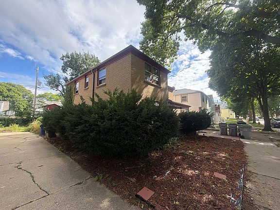 3rd image of 3936-3938 N 14th St