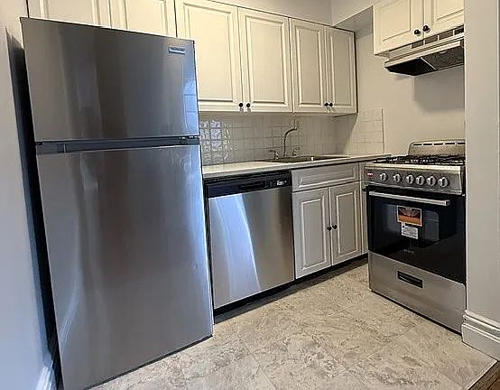 4th image of 154 W 70th St APT 5e