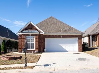 222 High Ridge Dr, Pelham, AL 35124