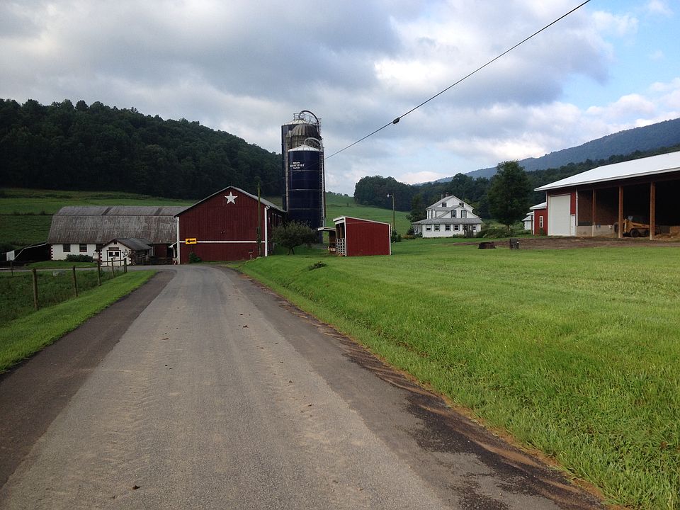 2nd image of 361 Beggar Row Rd
