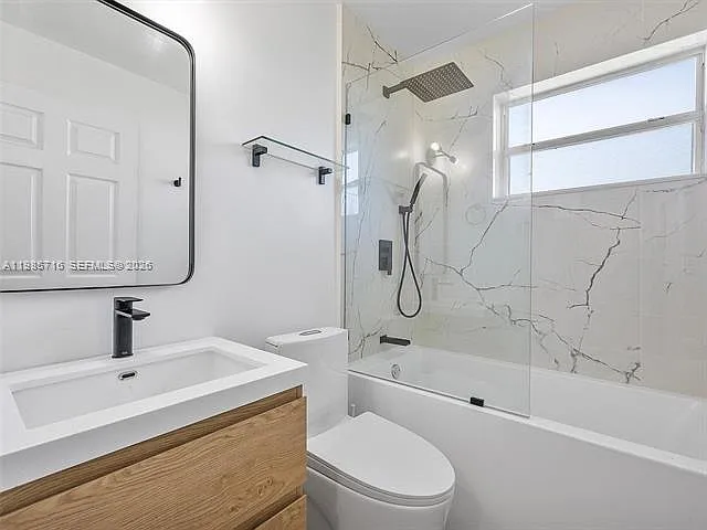 340 NW 45th St — Photo 22
