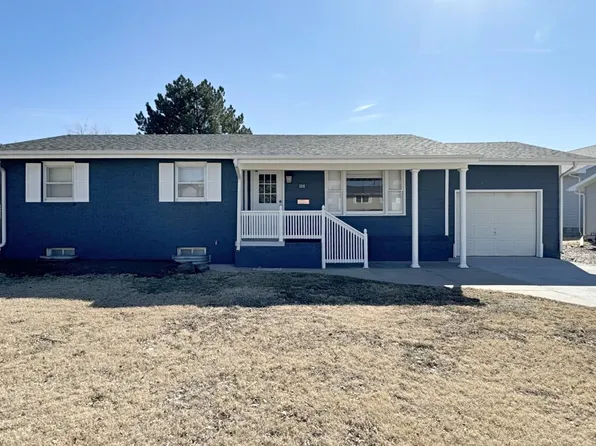 208 E 32nd St, Hays, KS 67601