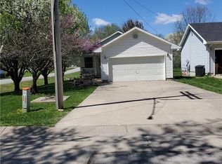 410 S Mead St, Cameron, MO 64429