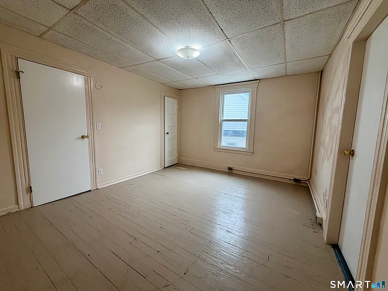237 E Main St — Photo 12