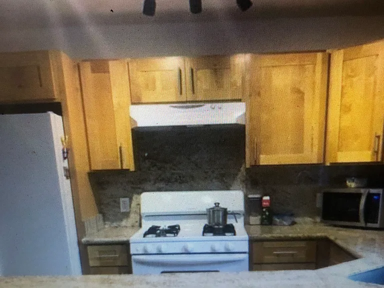 1377 Akahai St — Photo 3