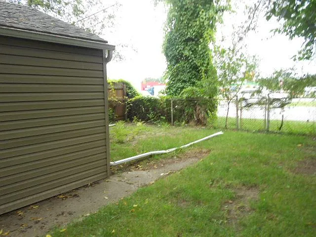 6890 Mayburn St — Photo 10