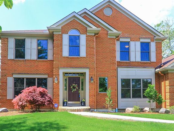 3rd image of 9745 Tiffany Hill Ct