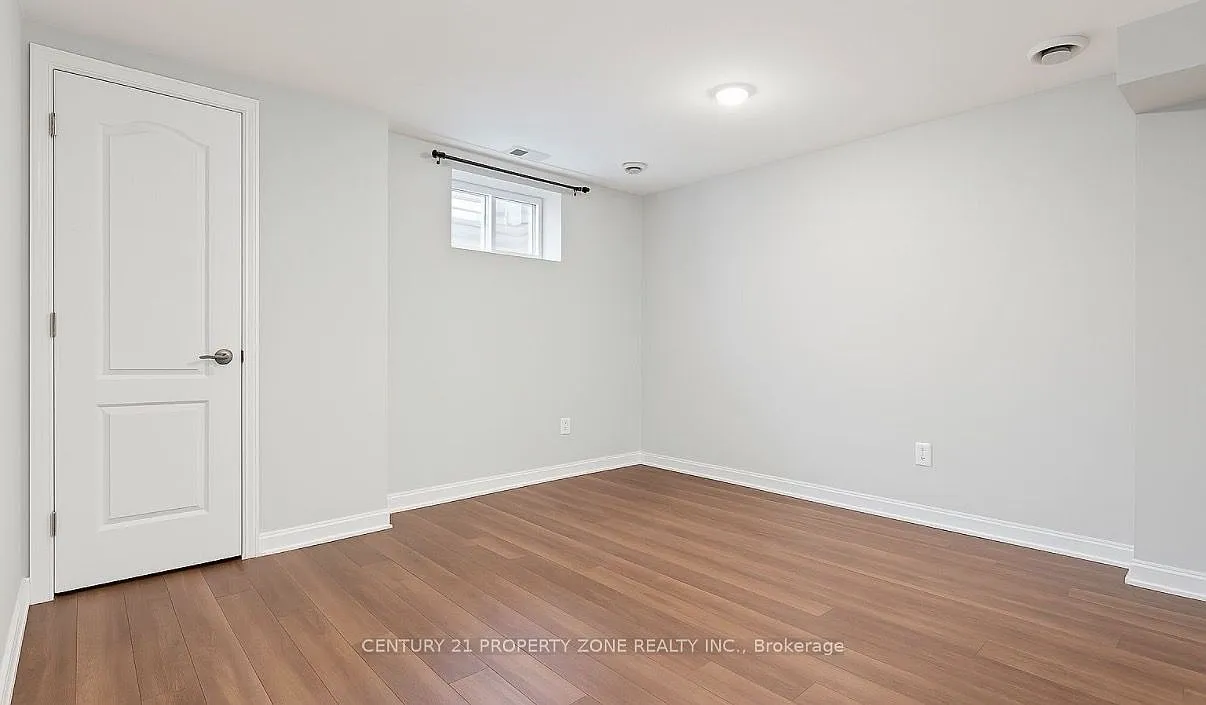 2 bed, $1,900 — Photo 4
