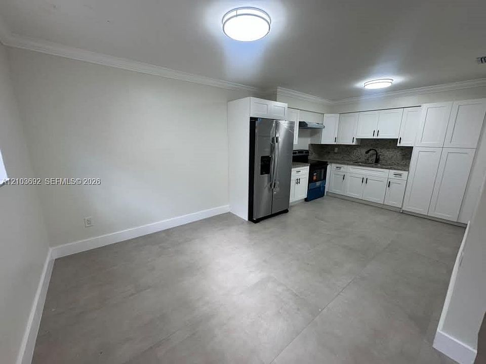1st image of 1010 NW 32nd Pl #2
