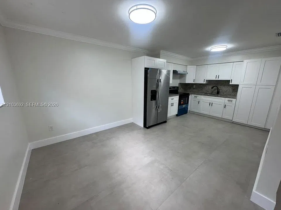 1010 NW 32nd Pl #2