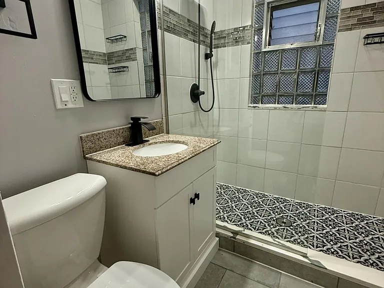 5214 W Giddings St #2 — Photo 13