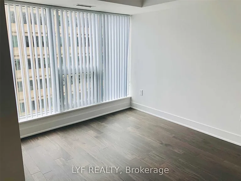 955 Bay St #1307 — Photo 11