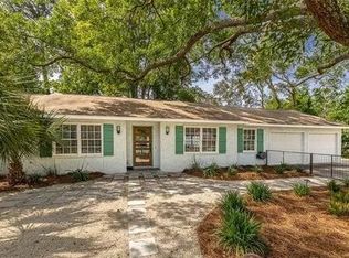 499 Rivera Dr, Saint Simons Island, GA 31522
