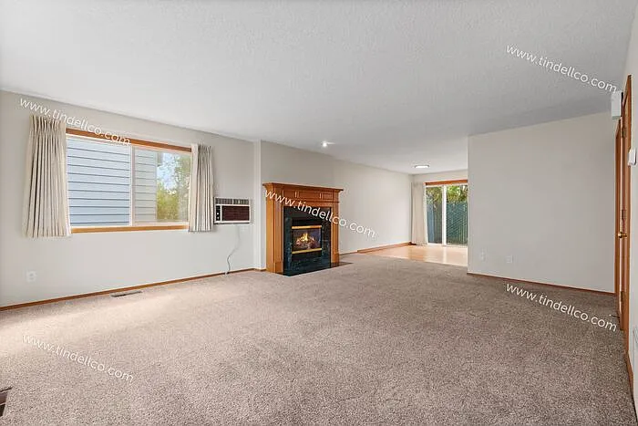 2 bed, 1.5 bath, 1280 sqft, $2,295 — Photo 4