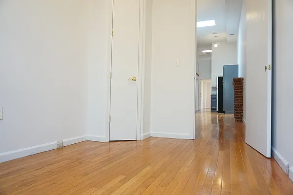 Rented by Rennit Inc. | media 12