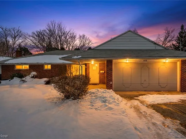 498 Jeannette Dr, Richmond Heights, OH 44143