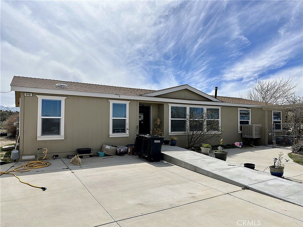 8487 Muscatel St, Phelan, CA 92371 Zillow