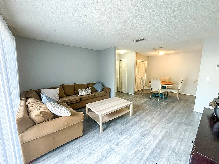 3705 SW 27th St #317 — Photo 2