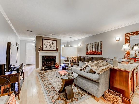 5th image of 49 Saint Claire Ln NE #49