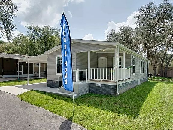 3rd image of 25280 NE 139th Pl