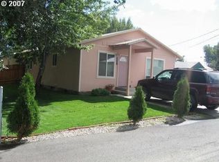 331 D St NW, Ephrata, WA 98823