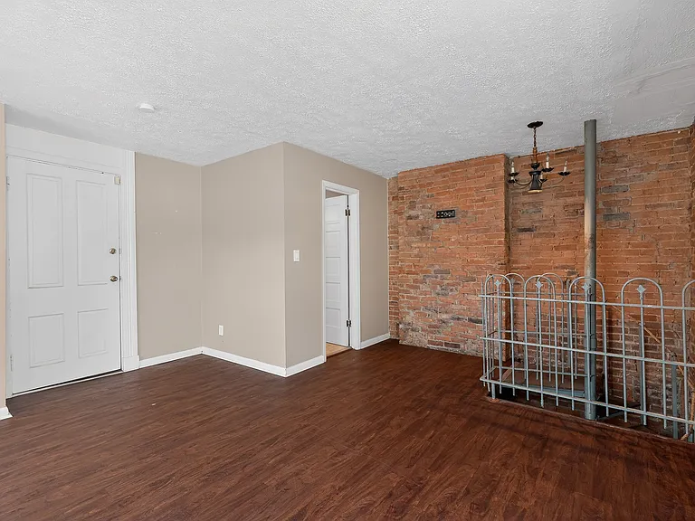 3636 W 8th St #2 — Photo 9