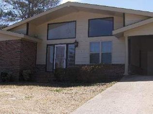 2490 Shea Dr, Macon, GA