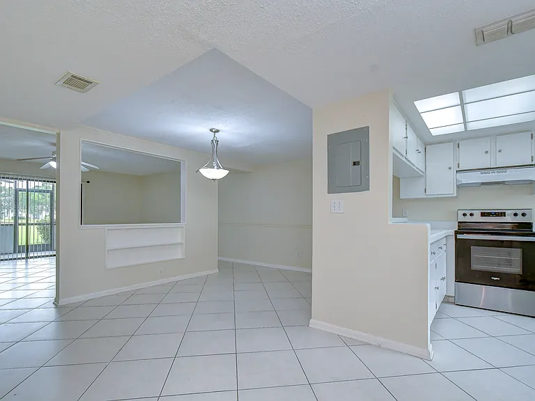 230 Cypress Pl #1 — Photo 6