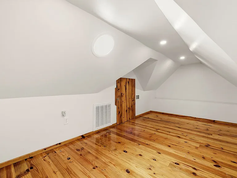 825 Thomasson Dr — Photo 19