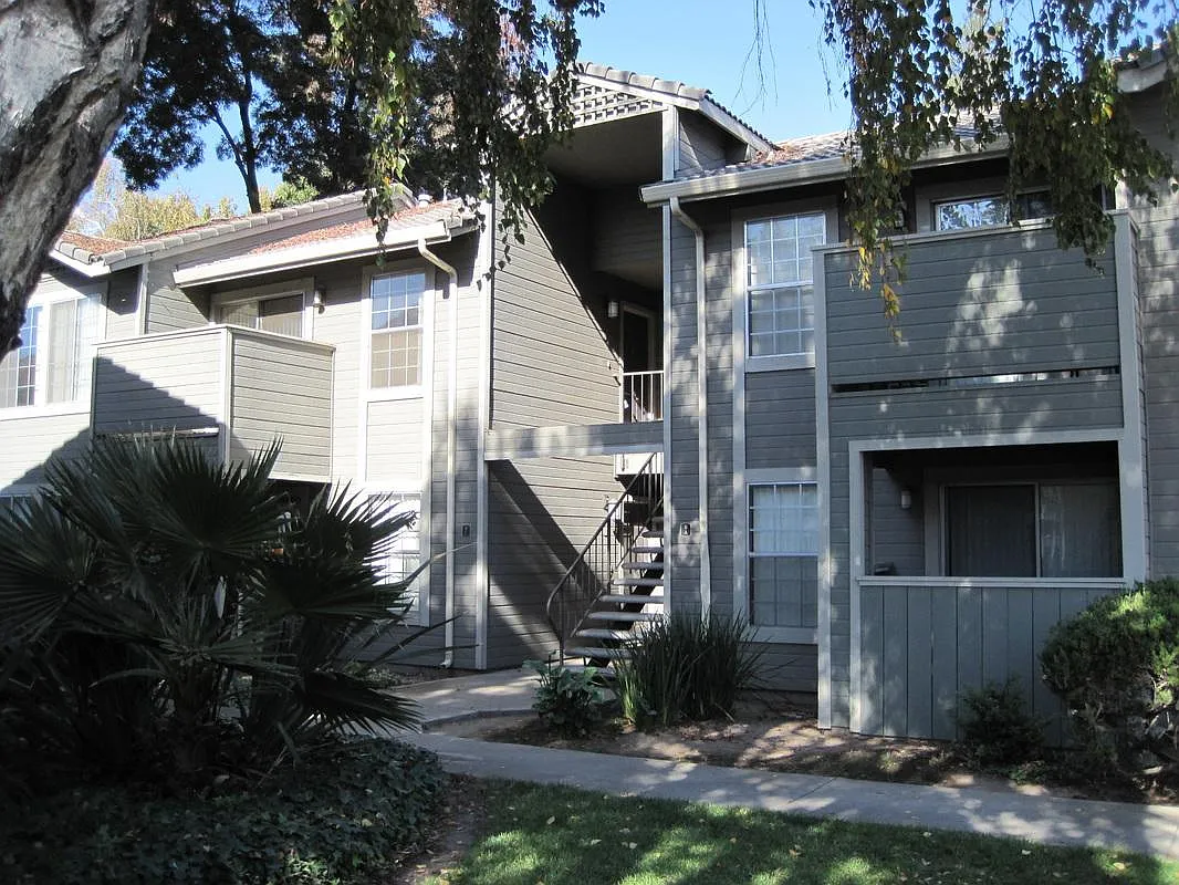 Building Photo - 3909 Dale Rd