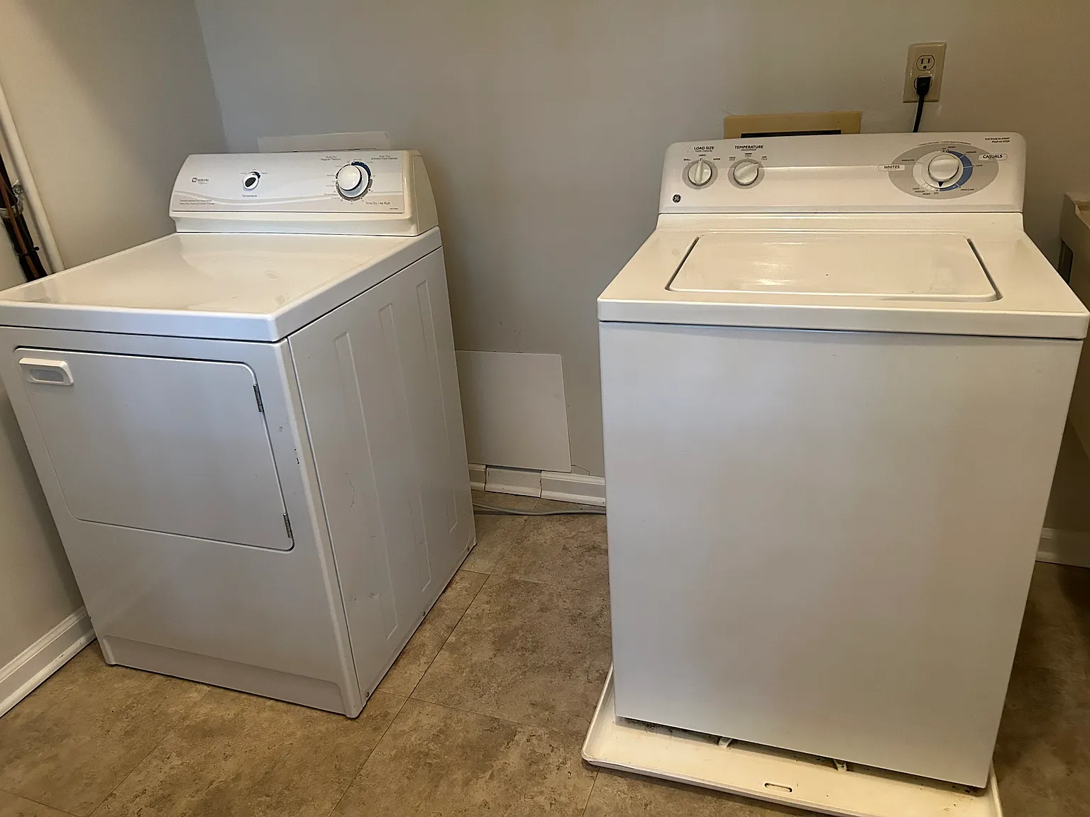 3 bed, 1.5 bath, 1239 sqft, $1,800 — Photo 1