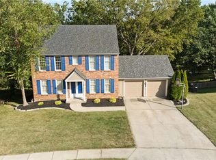 7929 Greenwood St, Lenexa, KS 66215