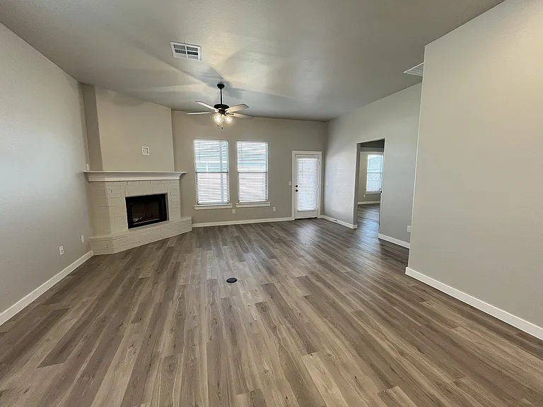 3611 Urbana Pl — Photo 13