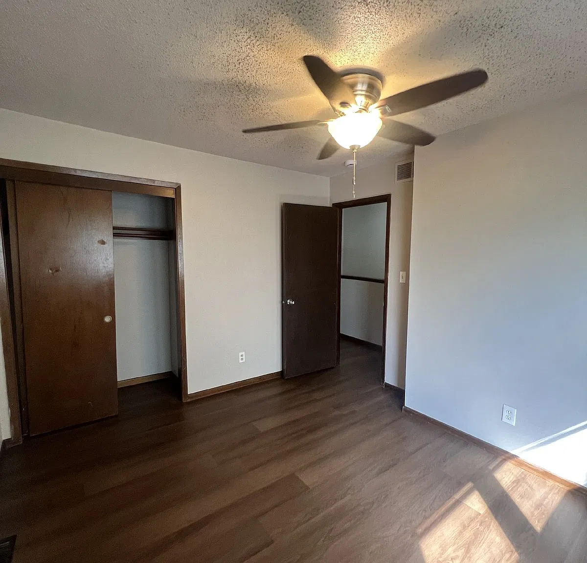 33 East Pleasant View Drive — Photo 4