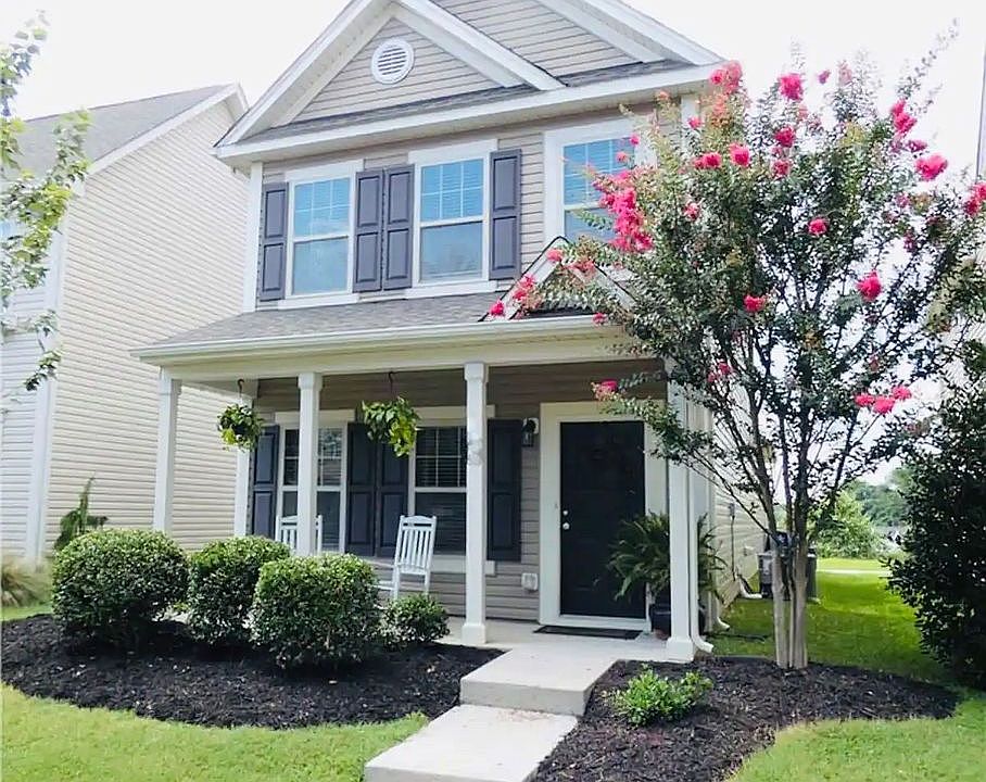 Front of house with porch