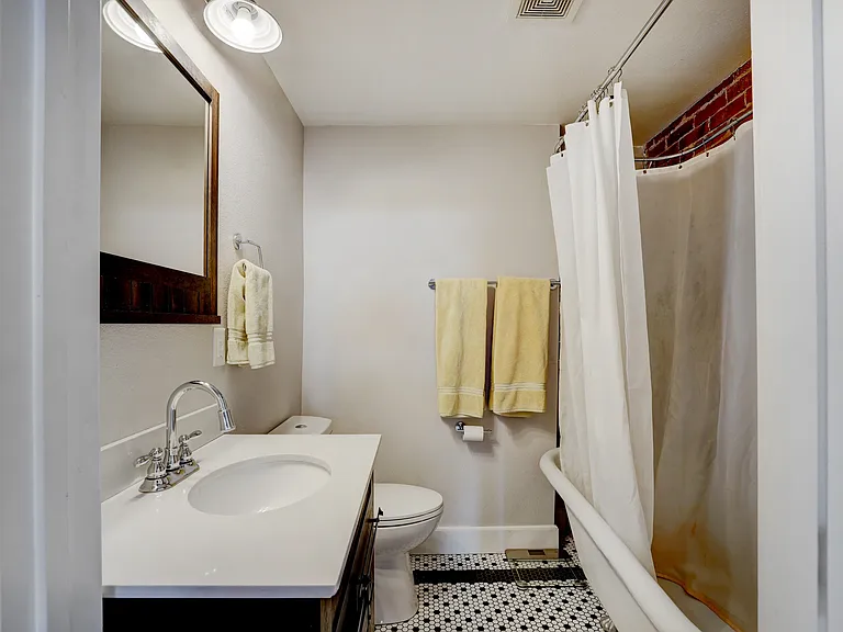 727 Kalamath St — Photo 26
