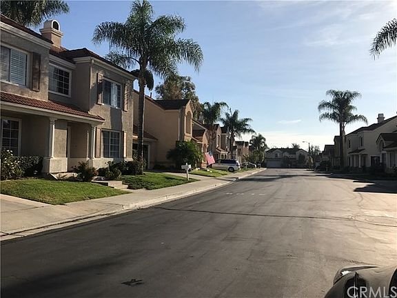4th image of 18 Dominguez St