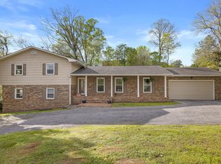 398 Shallowford Rd, Chattanooga, TN 37411