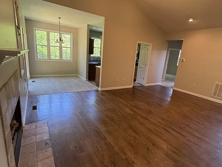 379 High Ridge Dr — Photo 3