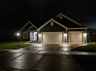 1647 Galena Dr, Port Washington, WI 53074