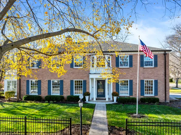 484 Cedar St, Winnetka, IL 60093