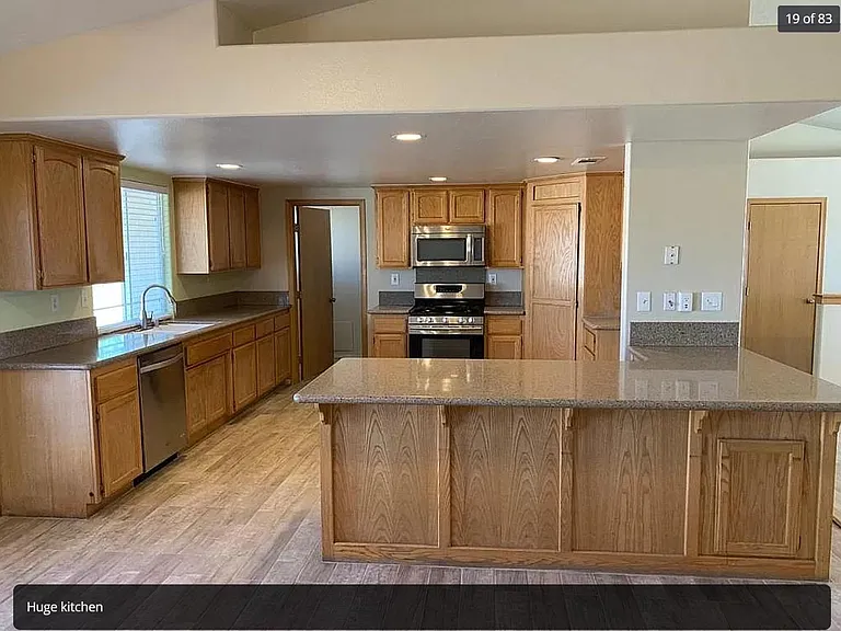 9822 Hawthorne Ave — Photo 21