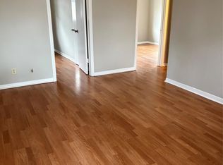 1215 8th St, Rosenberg, TX 77471