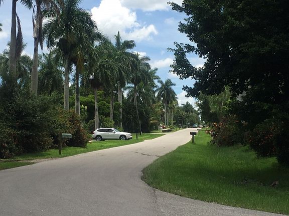 4th image of 328 New York Dr