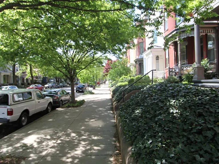 1500 Grove Ave #1 — Photo 4
