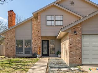 422 Connolly Cir W, Lockhart, TX 78644